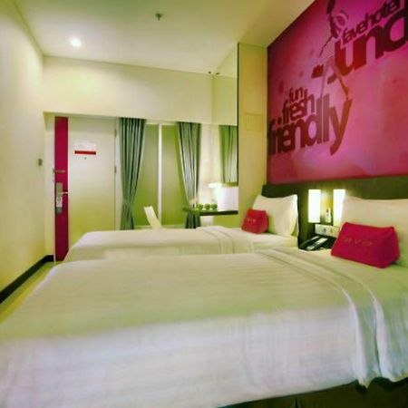 Favehotel Pluit Junction Jakarta Exterior photo