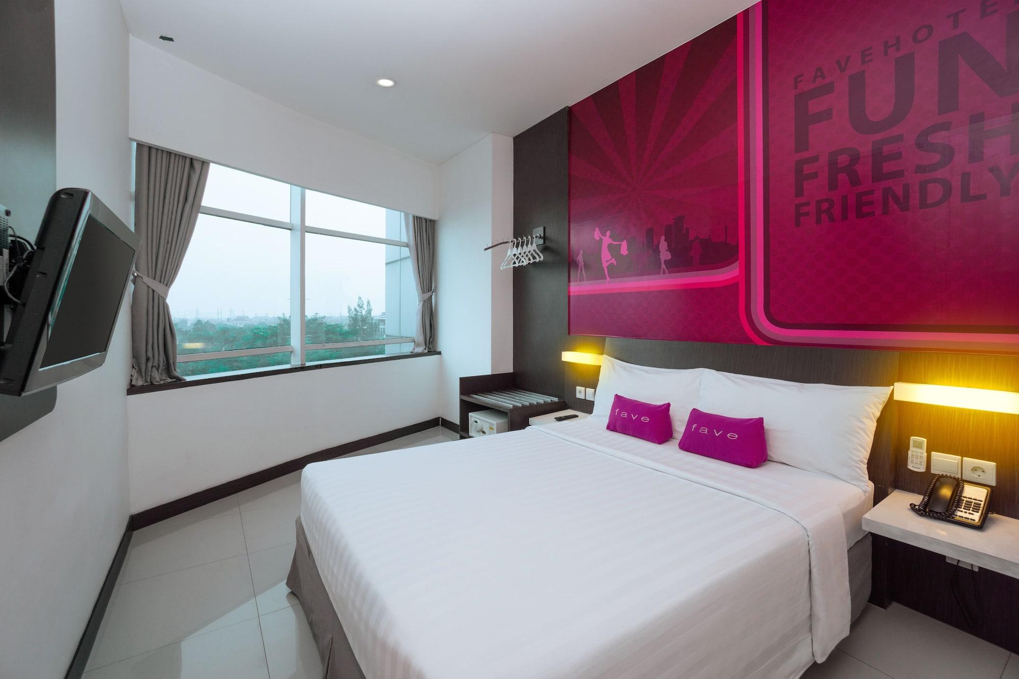 Favehotel Pluit Junction Jakarta Exterior photo