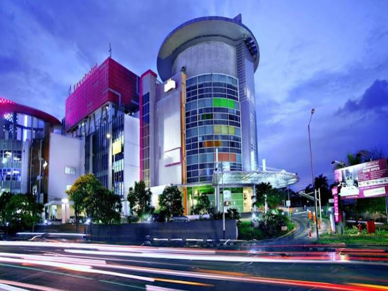 Favehotel Pluit Junction Jakarta Exterior photo